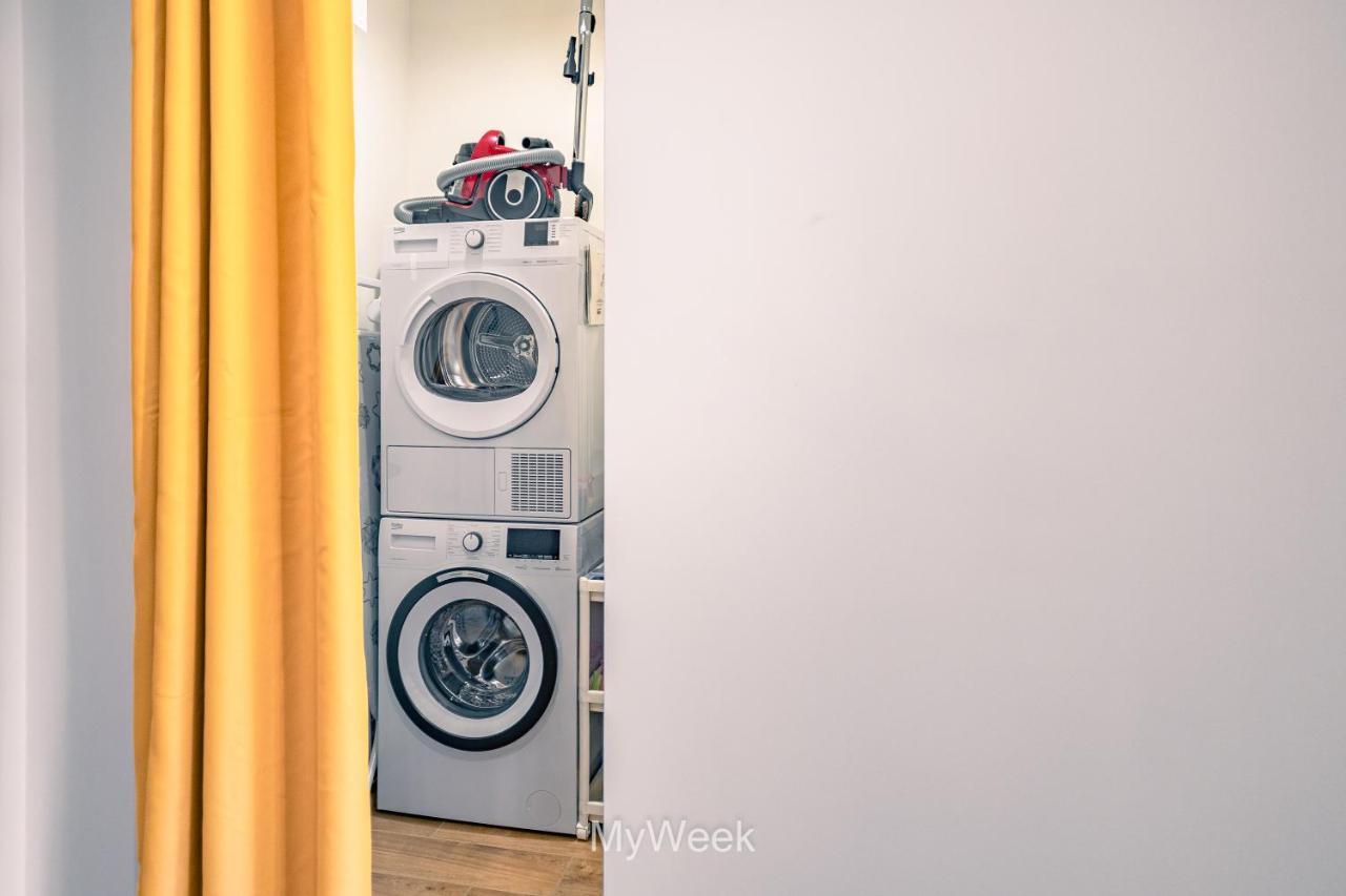 Ogrody Pieniawskie, Myweek بولانيكا- زدروي المظهر الخارجي الصورة